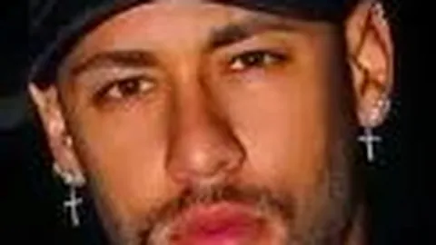 “哈兰德曼城神迹：167场比赛狂射145球，与C罗曼联346场进球纪录同步闪耀！”