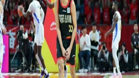 曹永竞遭亚足联重磅处罚：禁赛四轮，1500美元罚款，亚冠赛场再现争议一幕！